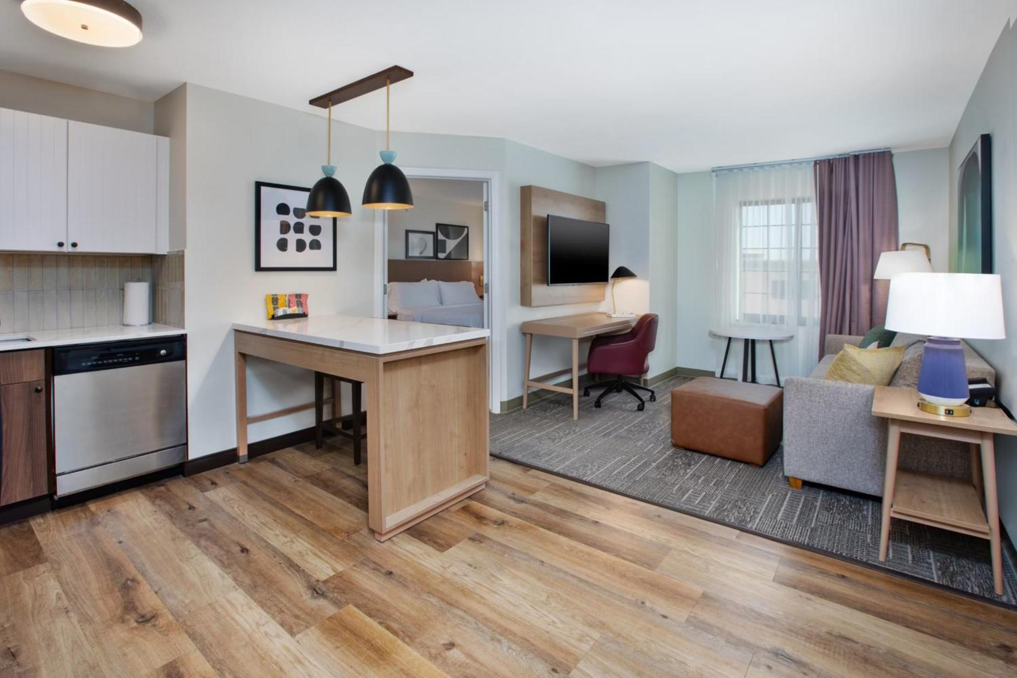 Staybridge Suites Omaha 80Th And Dodge By Ihg Eksteriør billede