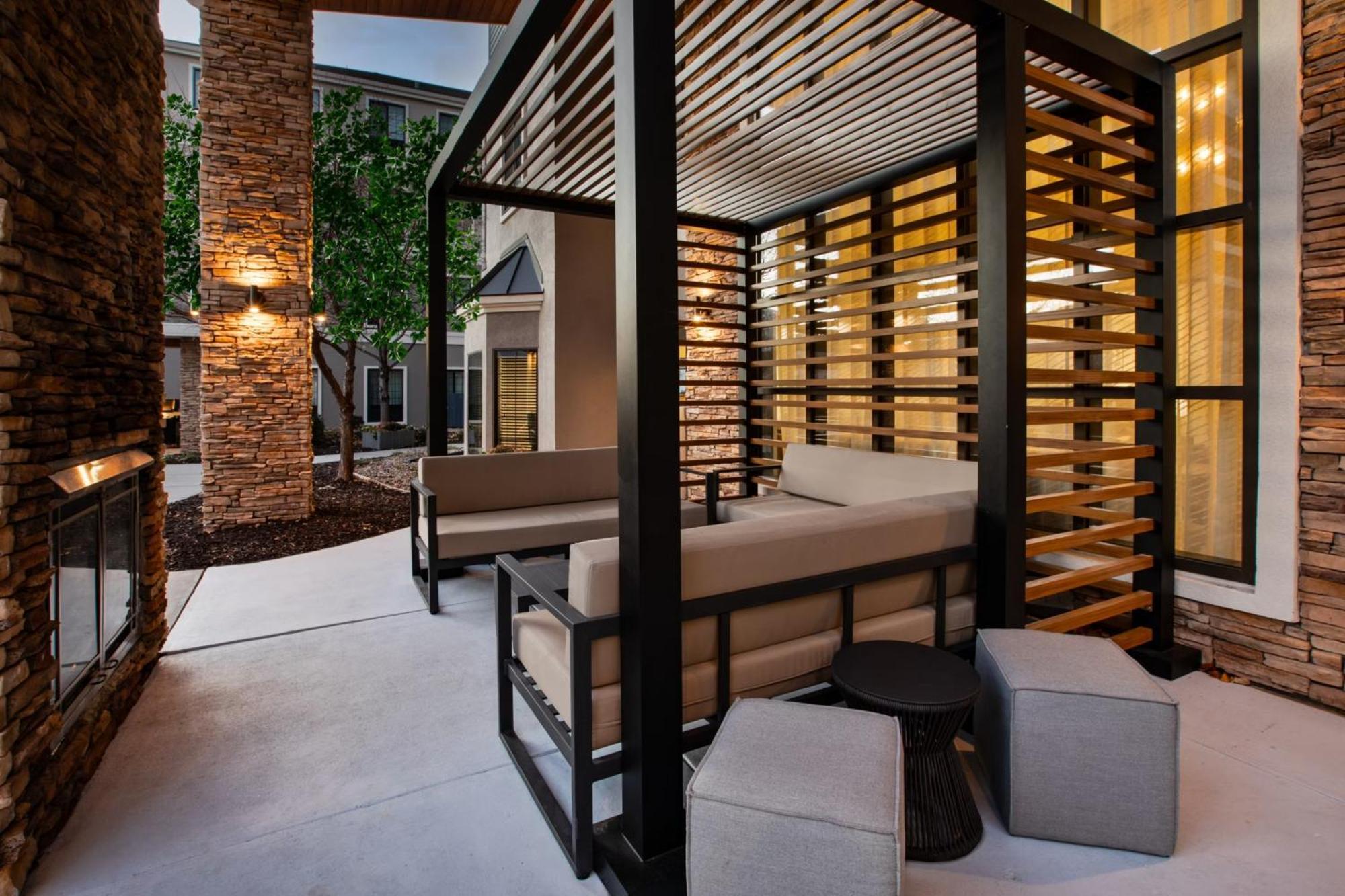 Staybridge Suites Omaha 80Th And Dodge By Ihg Eksteriør billede
