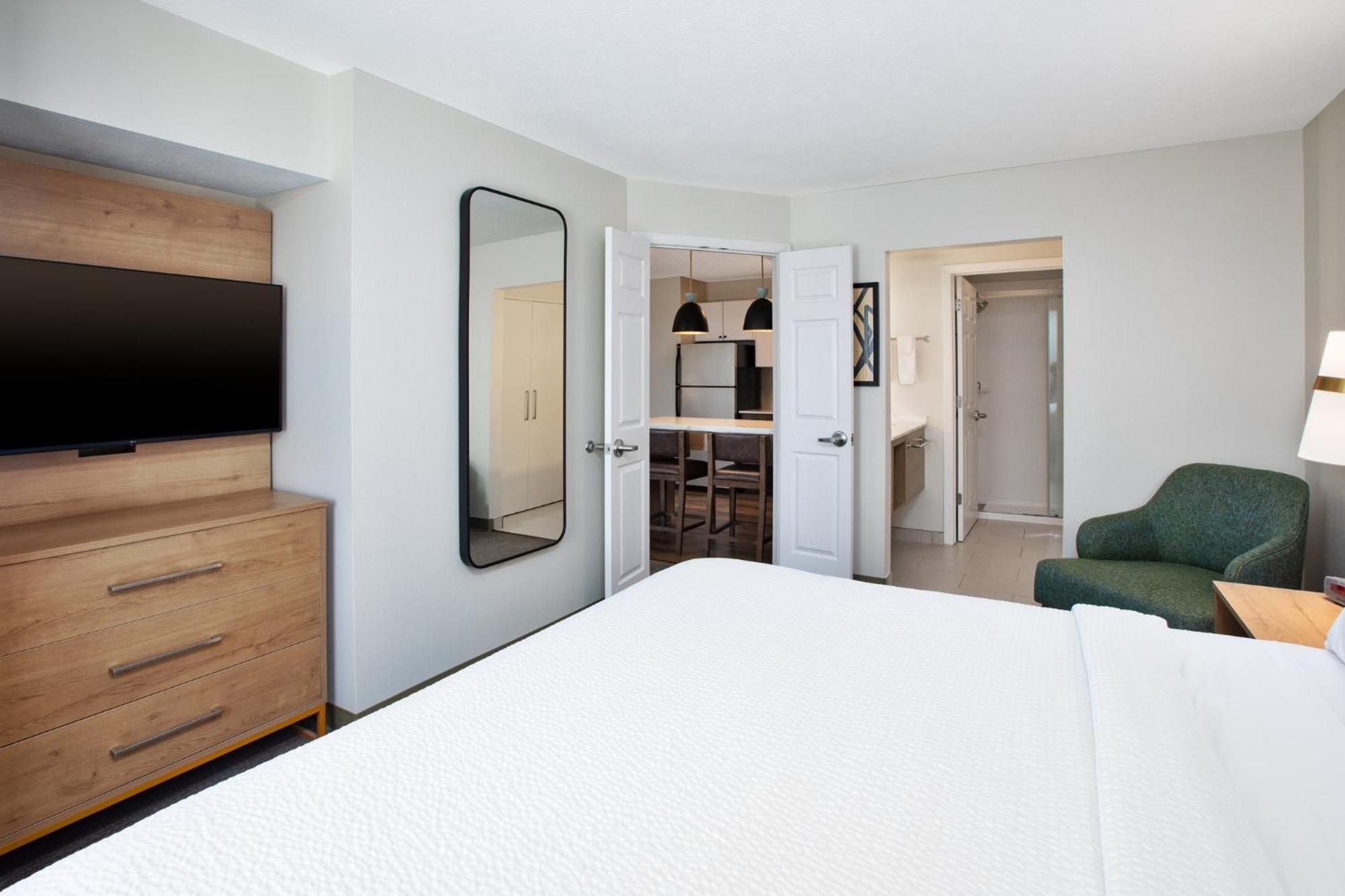Staybridge Suites Omaha 80Th And Dodge By Ihg Eksteriør billede