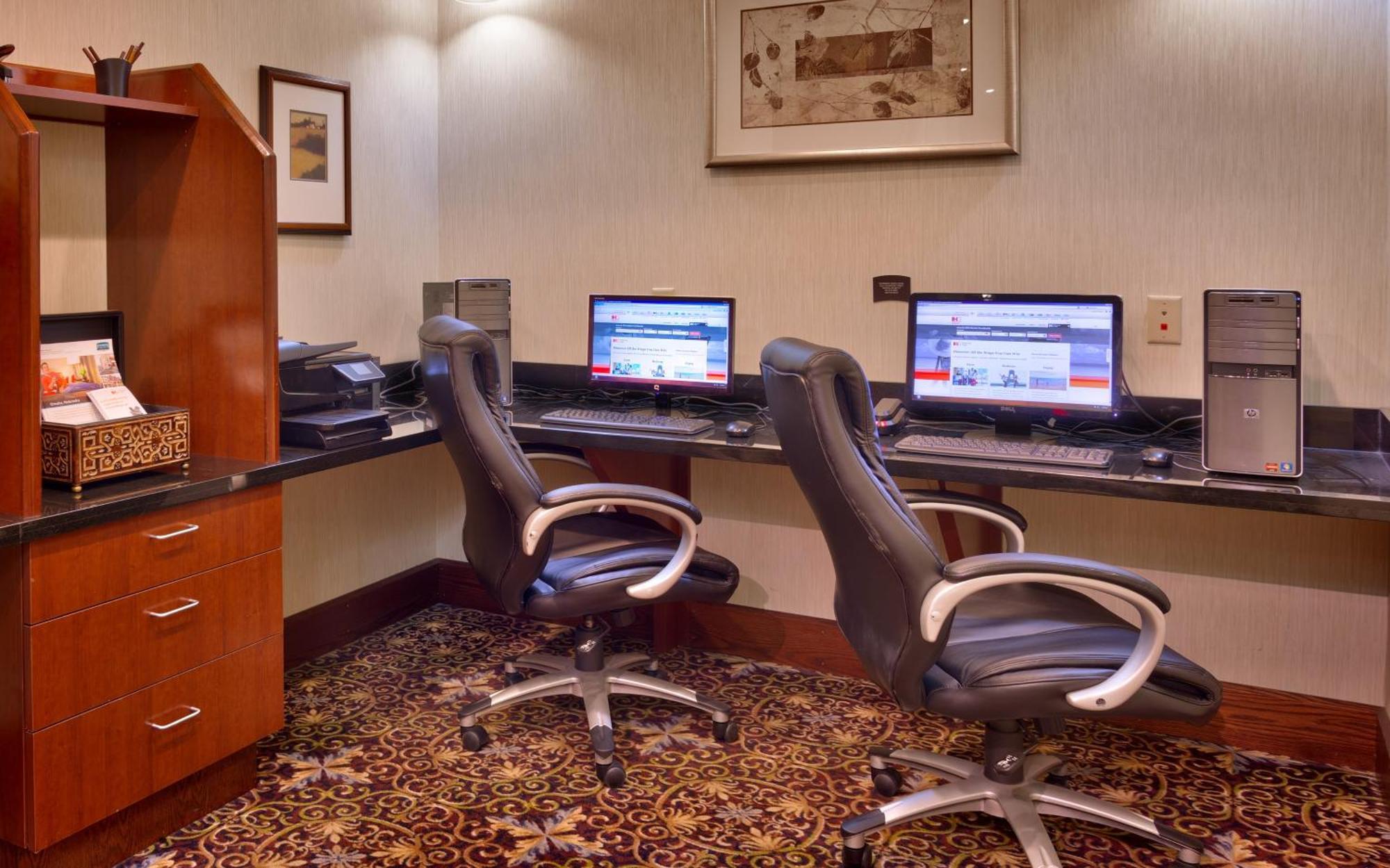 Staybridge Suites Omaha 80Th And Dodge By Ihg Eksteriør billede