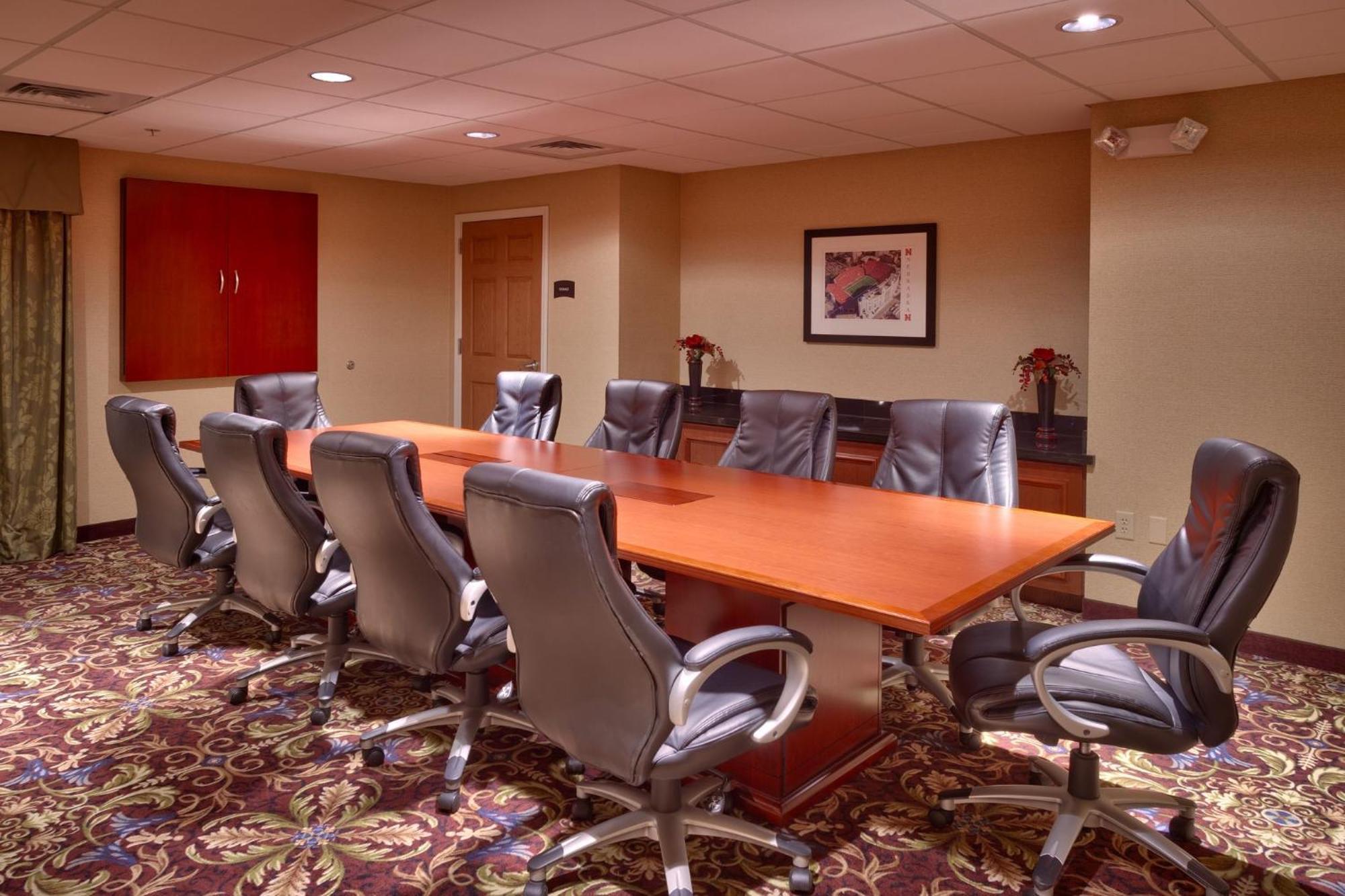 Staybridge Suites Omaha 80Th And Dodge By Ihg Eksteriør billede